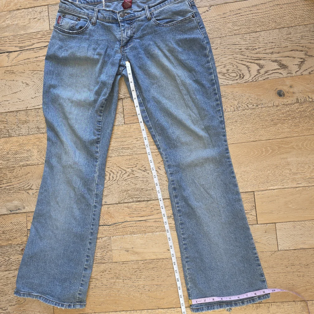 Tyte Jeans y2k tyte